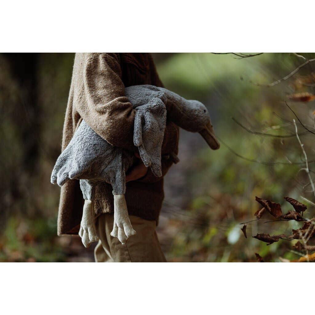 Senger Naturwelt Goose Stuffed Animal (Large, Grey) | Organic Cotton Plush with Warming Pillow