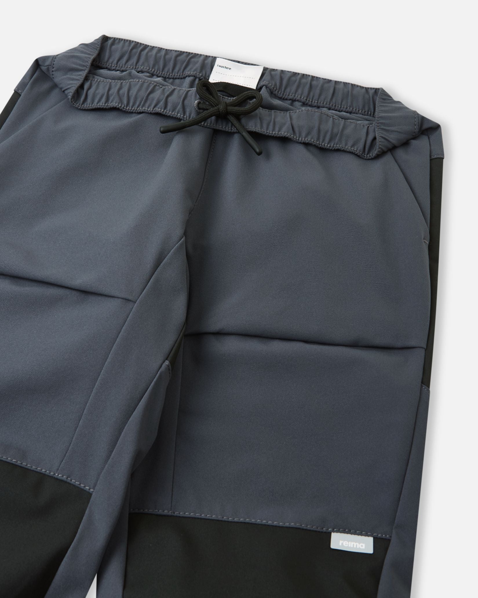 Reima Vaeltaa waterproof outdoor pants for kids – reinforced knees & seat