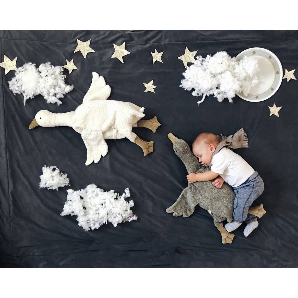 Senger Naturwelt large grey goose stuffed animal