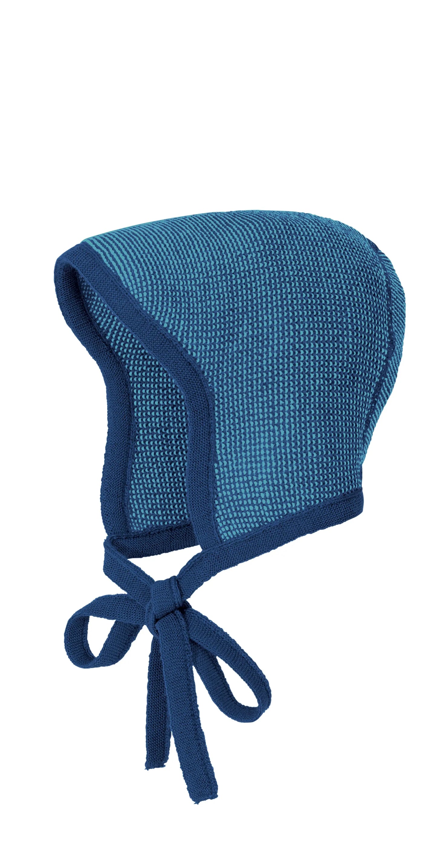 Knitted Bonnet disana